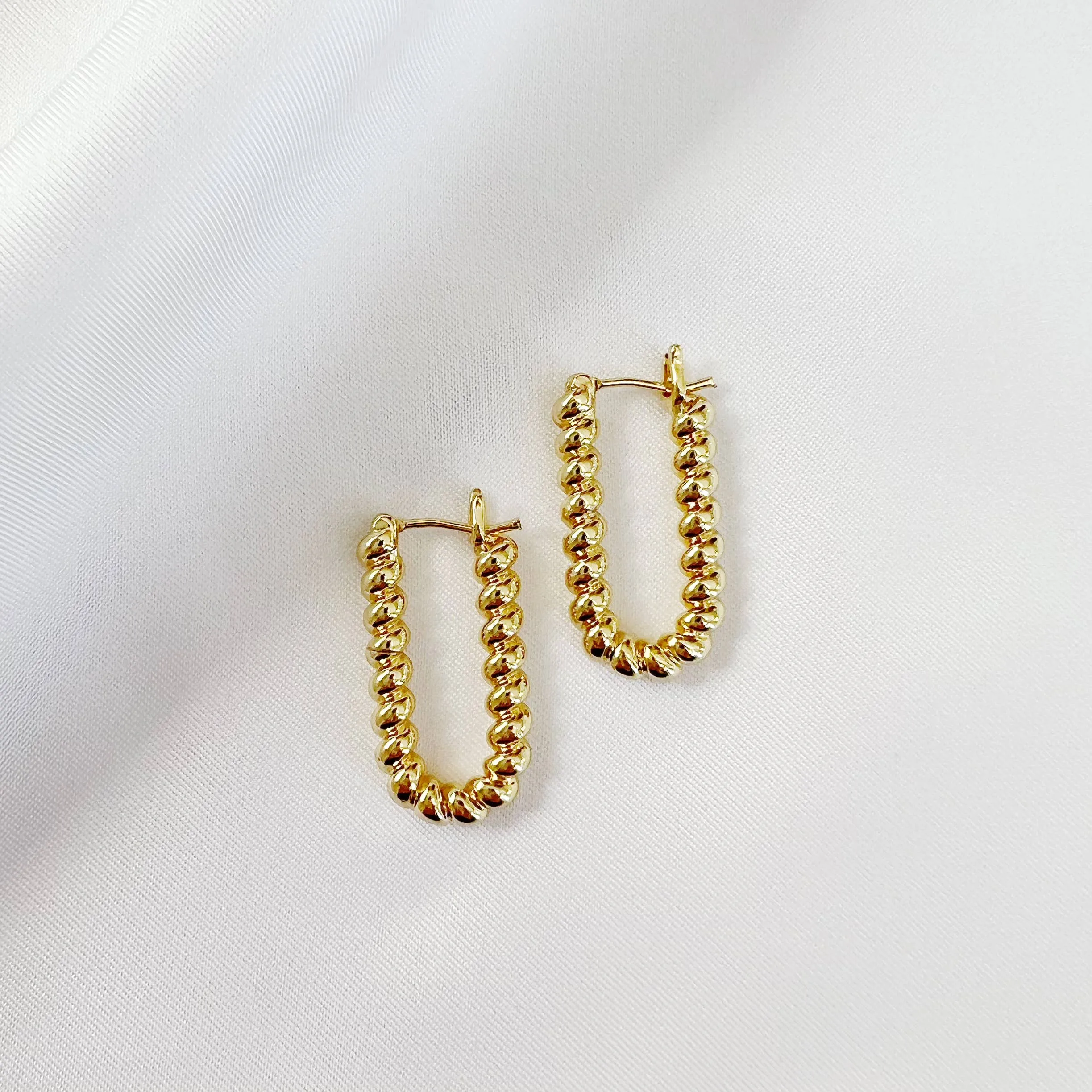 DOCKSIDE CROISSANT LOOP EARRINGS | GOLD FILLED